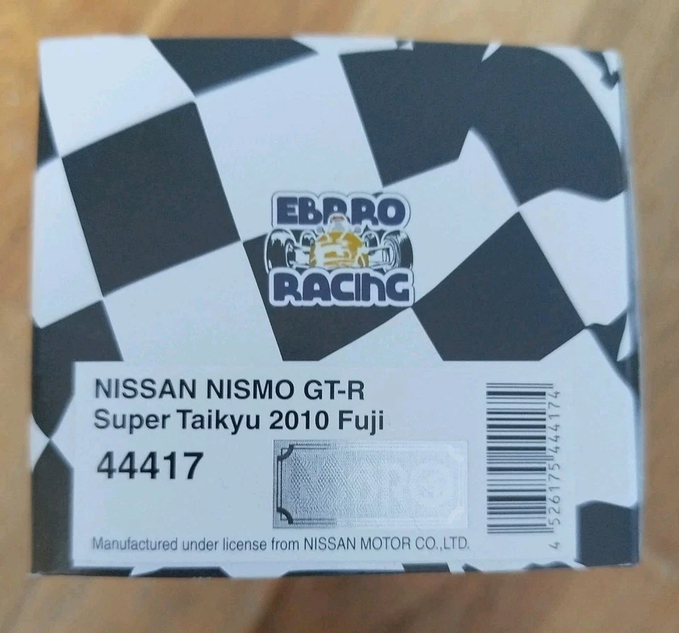 EBBRO 1/43 Nissan R35 Nismo Super Taikyu 2010 Fuji Modellino Auto - Immagine 2 di 2