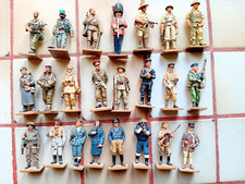 23 WWII Lead Soldiers