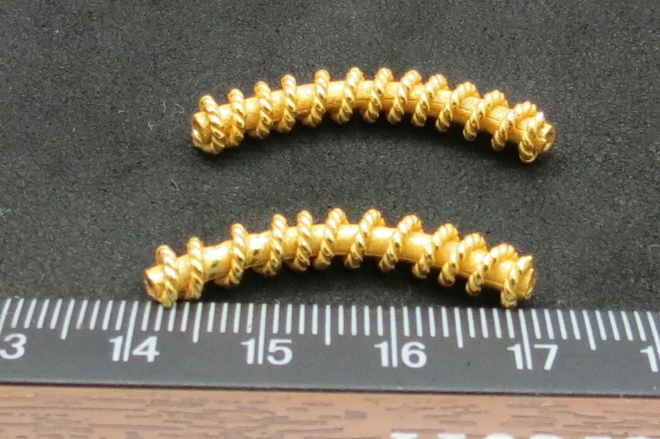 2 Piezas Cuentas Oro 22K Tubo 30mm Largo Curvo Tubo Joyería Fabricación Suministros Cuentas Foto 2 de 4