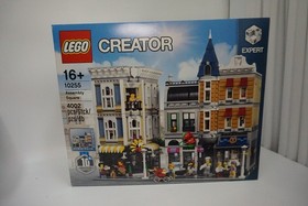 7-10 Day Ship, LEGO Creator Expert Assembly Square 10255 Building Kit, 18+