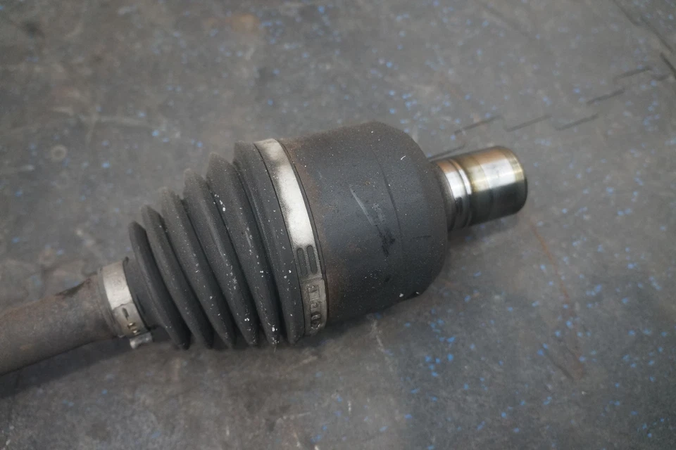 Eje trasero derecho o derecho CV 22873444 OEM Cadillac XLR 2004-09 Corvette Foto 3 de 4