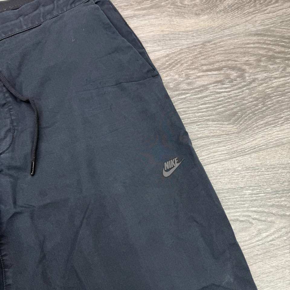 Nike Sportswear Essentials Men’s Woven Utility Pants Black Large 34 DD7032-010 - Image 3 of 4