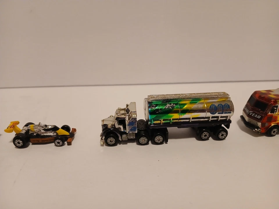 Micro Machines Classy Chromers Mixed Lot Of 7 NTL Racing Bus Truck  - Image 4 of 4