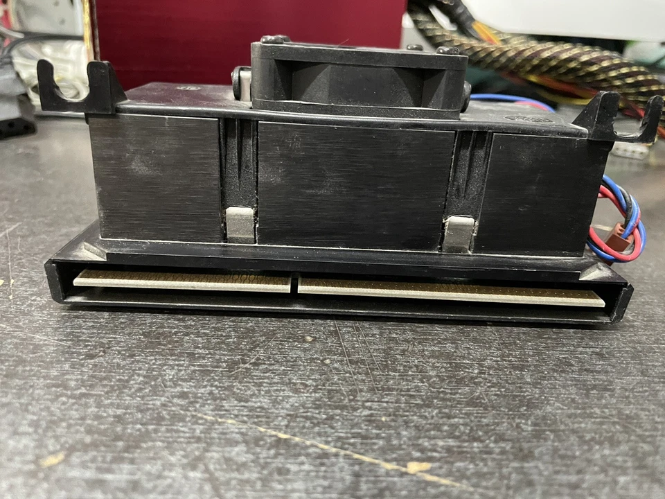 AMD Athlon 800MHz AMD-K7800MPR52B A Slot A - Immagine 2 di 4