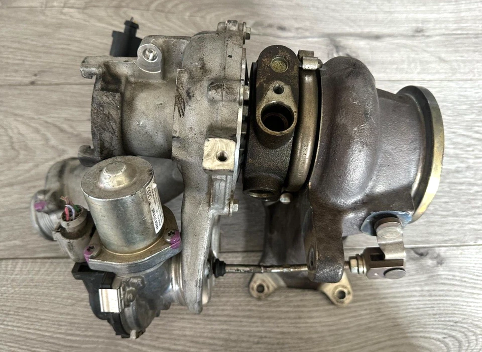 Audi Q3 2019 2020 2021 2022 turbocompresor, pieza # 06K145874J, original OEM Foto 4 de 4