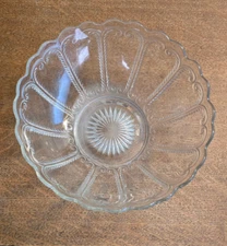 Vintage 8 1/2” Dia. Clear Glass Serving Bowl 3” Tall