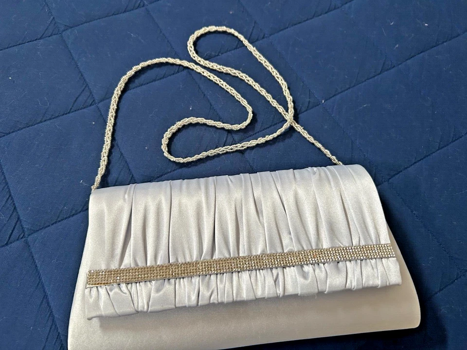 Silver Classic Pleated Satin Evening Bags Rhinestone Clutch Purse w Beaded Chain - Image 4 of 4