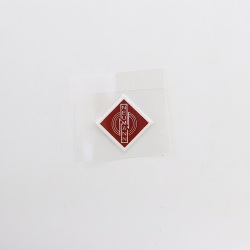 NEUMANN Logo Insignia Adhesivo Calcomanía Impermeable 17mm (0.66")X17mm (0.66") Rojo - Imagen 4 de 15