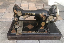 Rare Vintage Antique 1925 Floral design Singer Sewing Machine Model AA648701