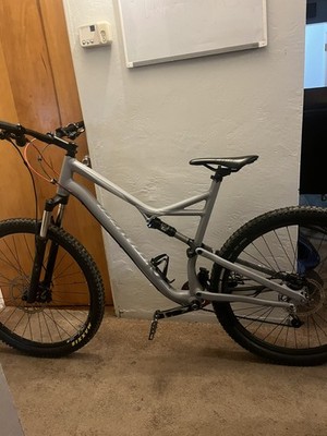 2017 Specialized Camber 29 Large Frame