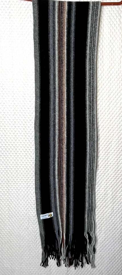 William Brunton Hand Knits Scotland 100% Pure Lambswool Gray/Black Striped Scarf - Image 3 of 4