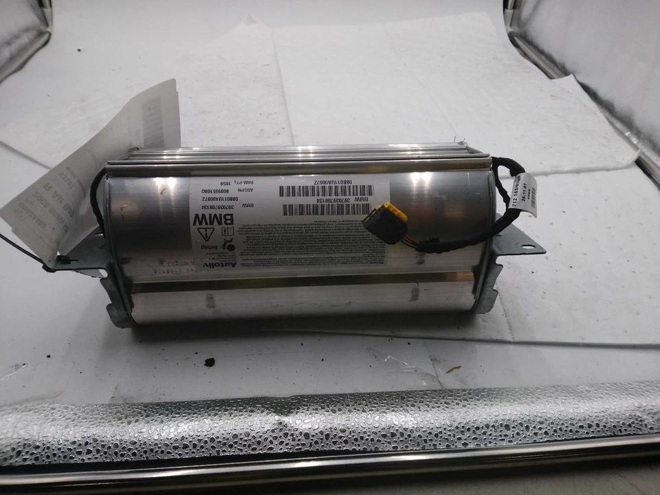 2008 BMW 528i Right Instrument Panel Air Bag - Blue - 101K Miles - OEM Used Foto 2 de 4