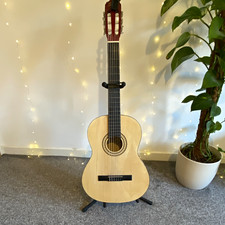 FENDER Full Size Right-Handed 6-String Classic Guitar 19 Frets