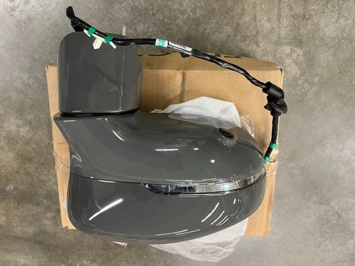 6YW8-OPDNAC OEM Chrysler RH MIRROR ASSEMBLY