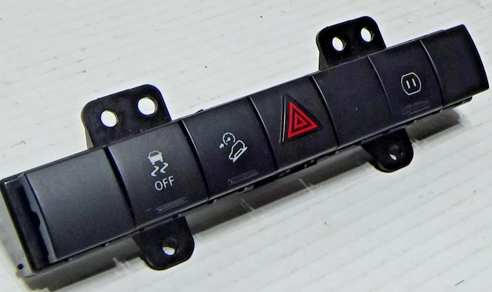 Panel de interruptor de peligro de tablero Jeep Wrangler JK 2011-2018 Foto 3 de 4