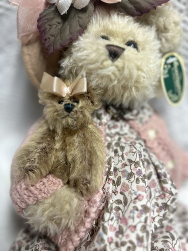 The Bearington Collection "Daisy and Belle"- 14" Collectible Bear #1069 w/tags - Bild 11 von 13