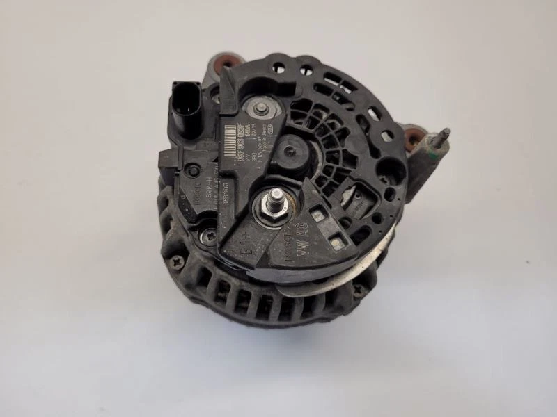 05-16 VOLKSWAGEN JETTA Alternator Engine ID Cbpa 140 Amp Bosch Manufacturer - Image 3 of 4