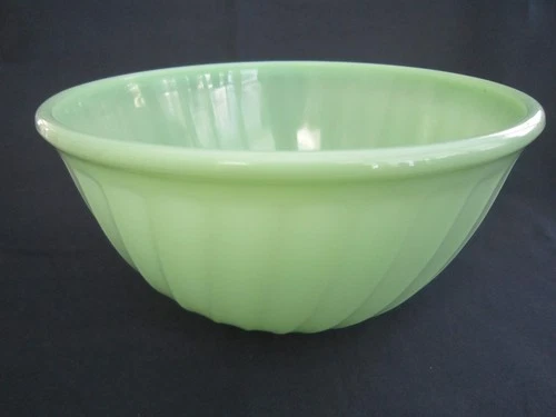 Vintage Fire King Green Jadeite Mixing Bowl 9" Swirl