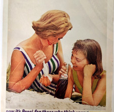 Mom Daughter Beach Pepsi Vintage 1963 Magazine Print Ad Glass Bottle Soda