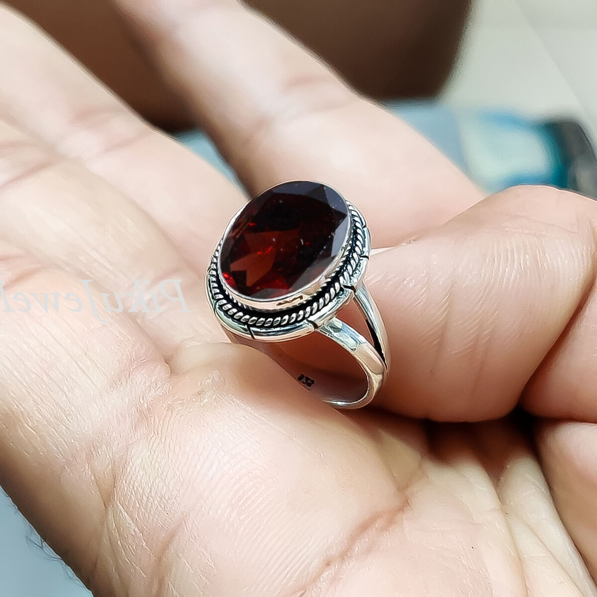 Faceted Garnet Gemstone 925 Sterling Silver Ring Unique Faceted Garnet Gemstone 925 Sterling Silver Ring Unique