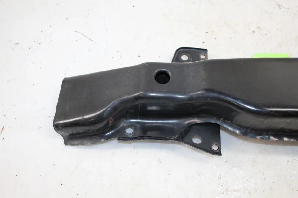 Barra de impacto de refuerzo frontal Volkswagen Golf 1999-2006 OEM CG95 Foto 4 de 4