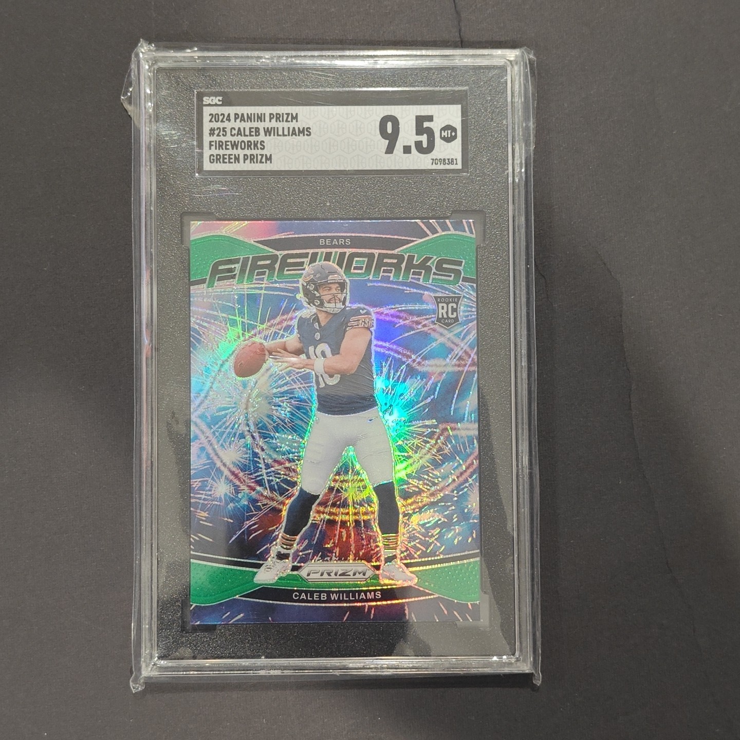 2024 Panini Prizm Fireworks Caleb Williams #25 Green Prizm (RC) SGC 9.5