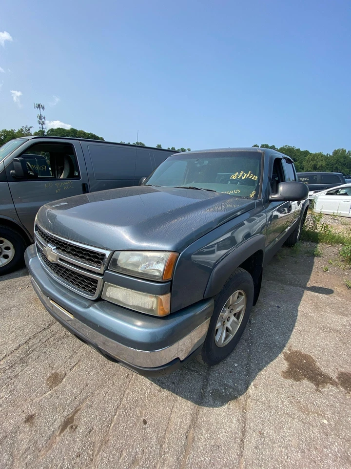 Diferencial portador delantero Chevy Silverado 1500 05 06 07 Foto 2 de 4