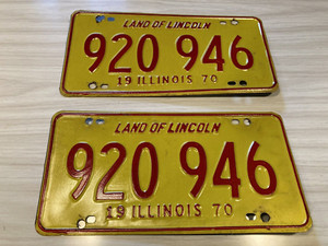 Vintage Illinois 1970 License Plate Set - Pair Of Two Matching Plates