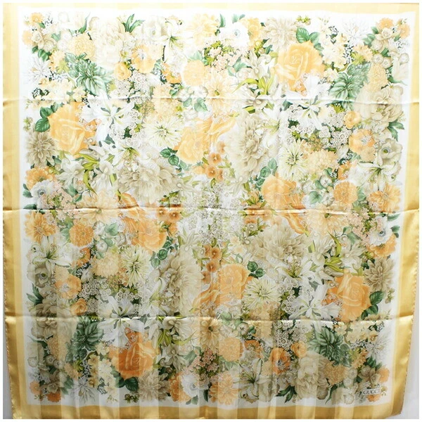 Authentique foulard Gucci en soie orange motif floral utilisé un rang GUCCI femme pour