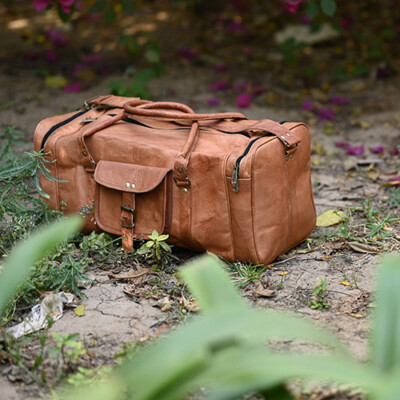 35 inch travelers duffel bag Evergoods Transit 35L Black The design emphasizes practical travel features without excessive compartmentalization 35" New Leather bag men