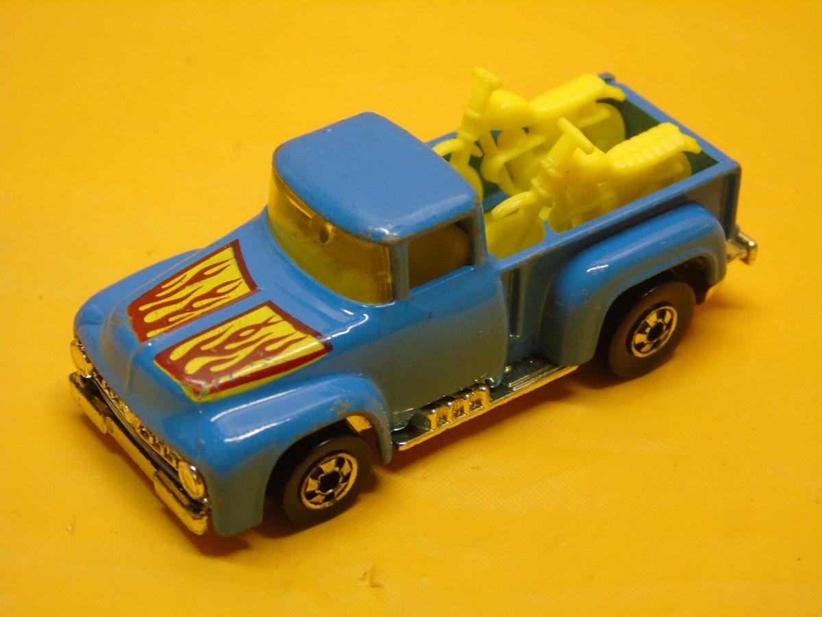 '56 Ford Pickup Hot Wheels 限定版 Amazon.com: Hot Wheels Custom '56 Ford Truck, Hot Trucks 2