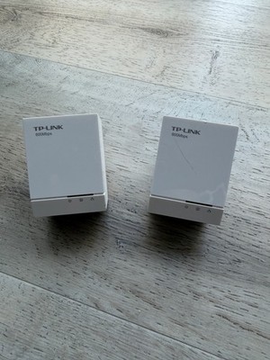 2 Stück TP-Link Powerline TL-PA6010 AV600 Netzwerk LAN Adapter 600Mbps