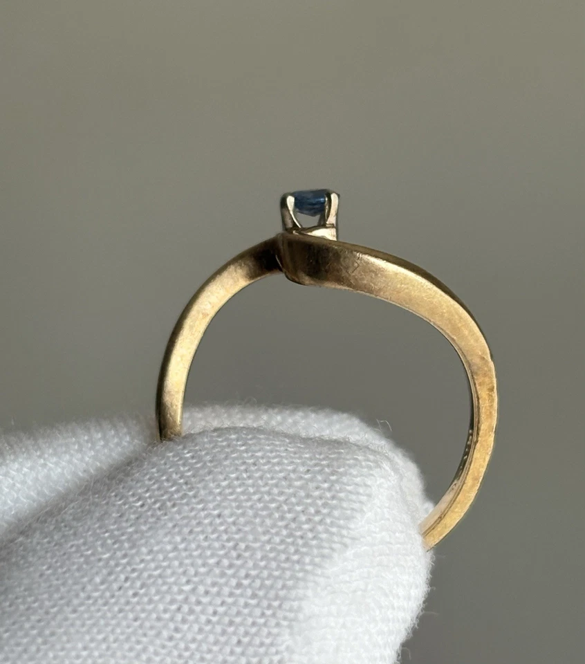 14k Yellow Gold Blue Spinal Gemstone Ring Size 5.75 Vintage Ladies Elegant Fine - Image 4 of 4