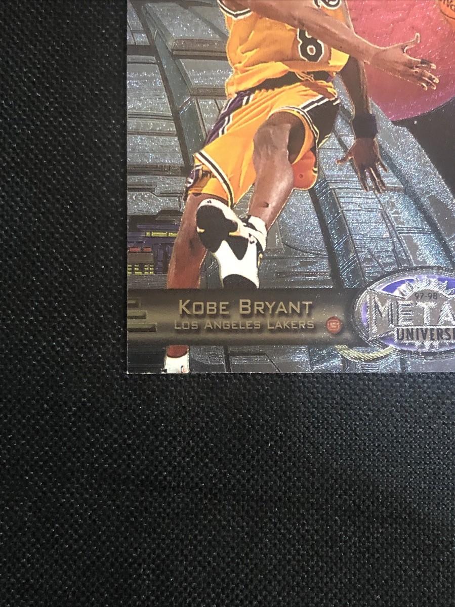 1997-98 Fleer Metal Universe # 81 Kobe Bryant Hot Rare Foil Card