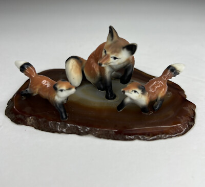 Hagen Renaker Fox Family Trio 2 Babies 1 Mama Agate Slice Base | eBay