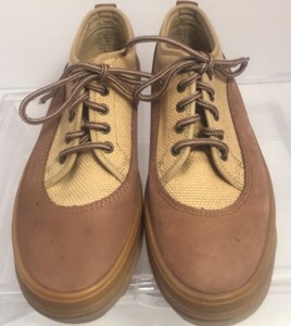 tan leather keds