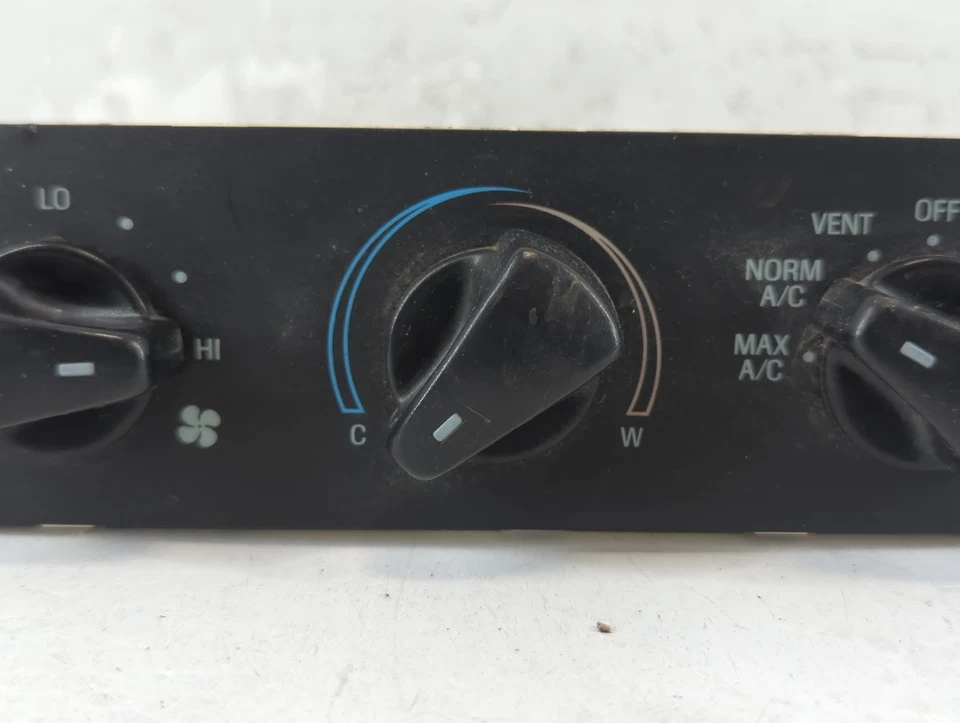 1995-1996 Ford F-150 Ac Heater Climate Control K36WA - Image 4 of 4