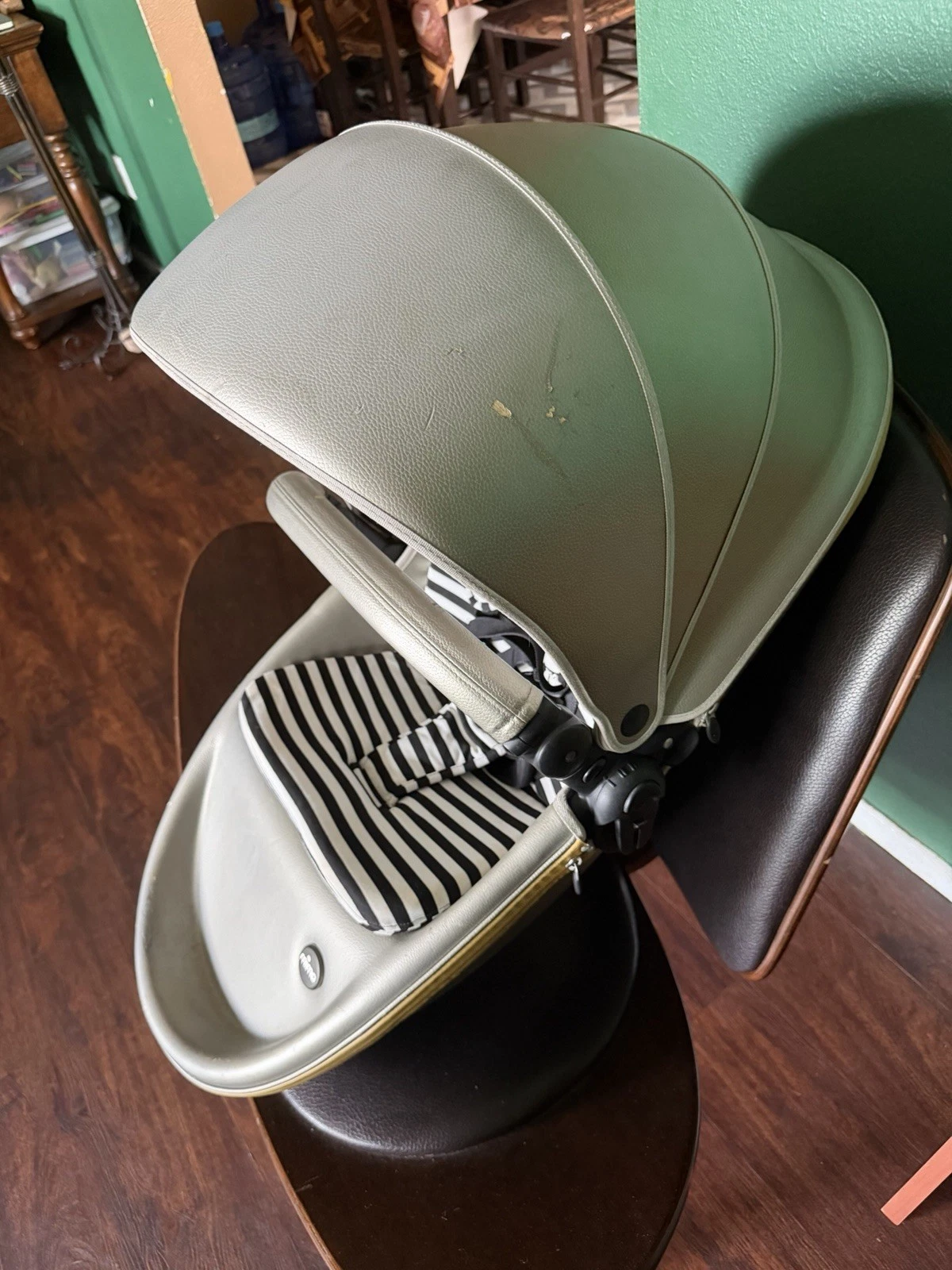 Mima Xari Stroller Seat
Opens in a new window or tab