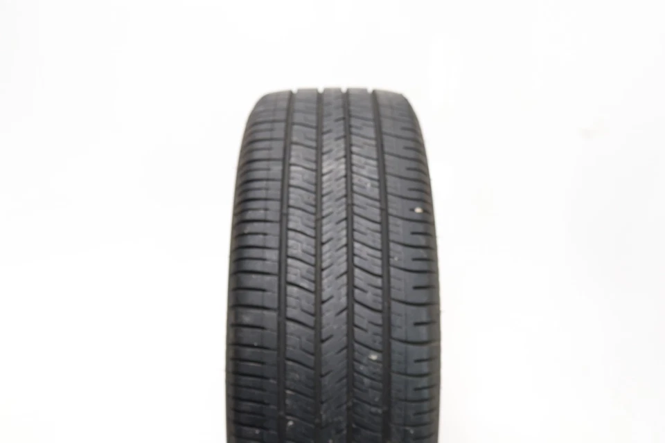 Juego de 2 Goodyear Eagle RS-A 205/55R16 usados - 89H - 8,5-9/32 Foto 2 de 4