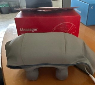 Nackenmassagegerät für Hals & Nacken USB Aufladung 5 V CE Grau