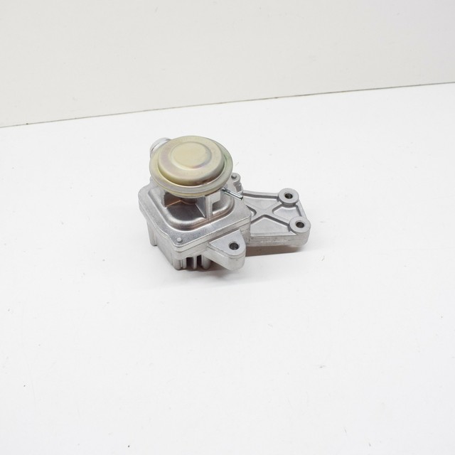OEM MercedesBenz C W204 EGR Valve A0031400060 Genuine for sale online