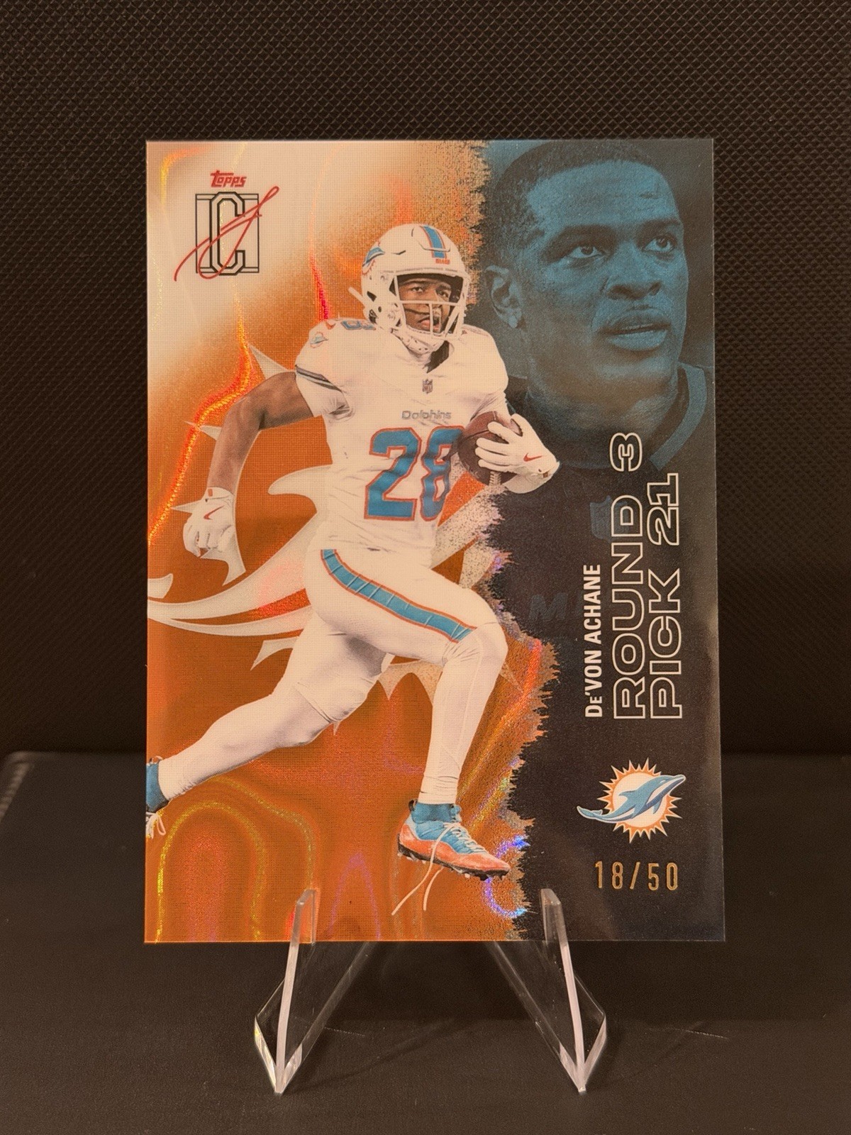 Topps Signature Class 2025 De'Von Achane [Orange] Rookie #35 18/50 Dolphins
