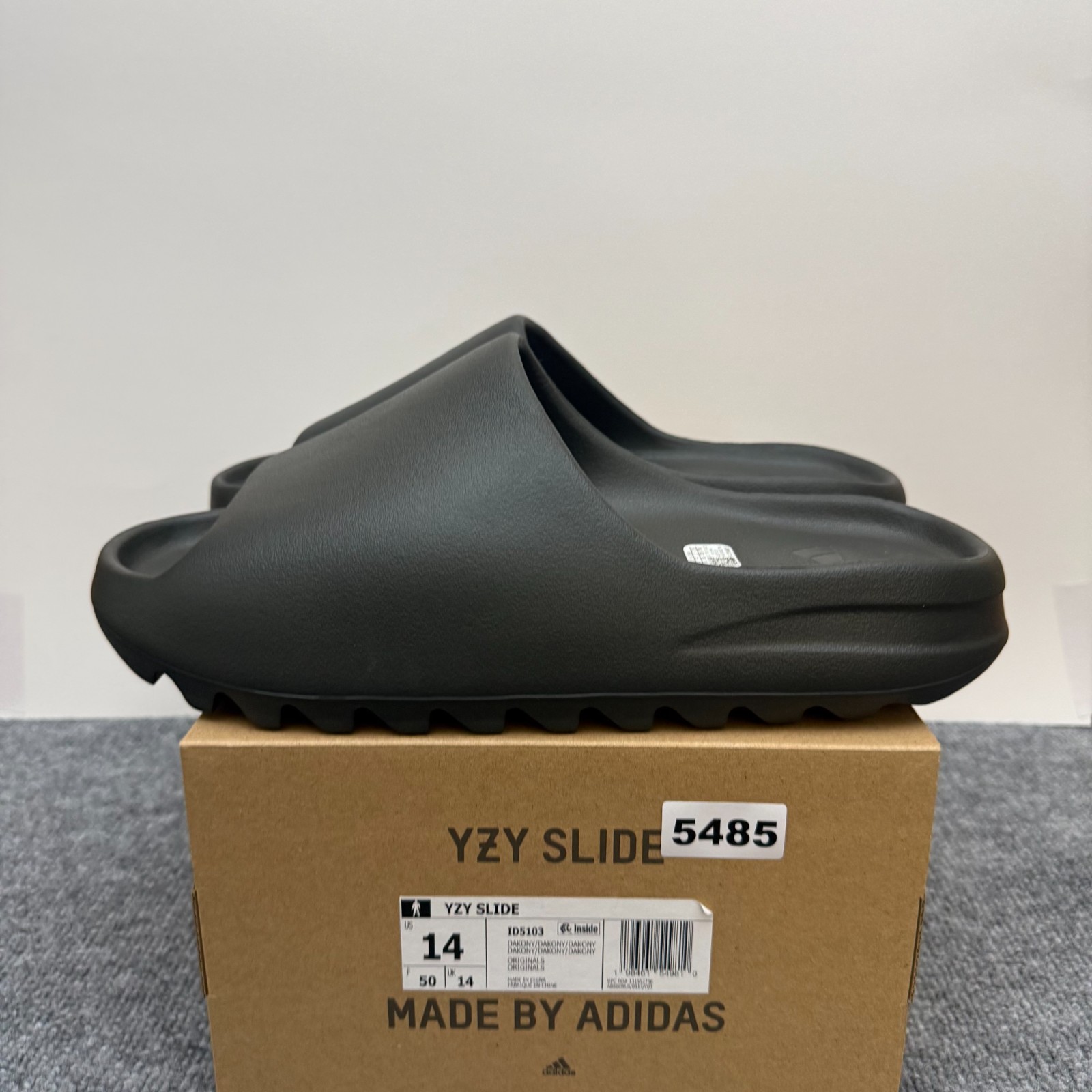 adidas Yeezy YZY Slide Black Slide Sandals ID5103 Men's Size 14 thumbnail 4