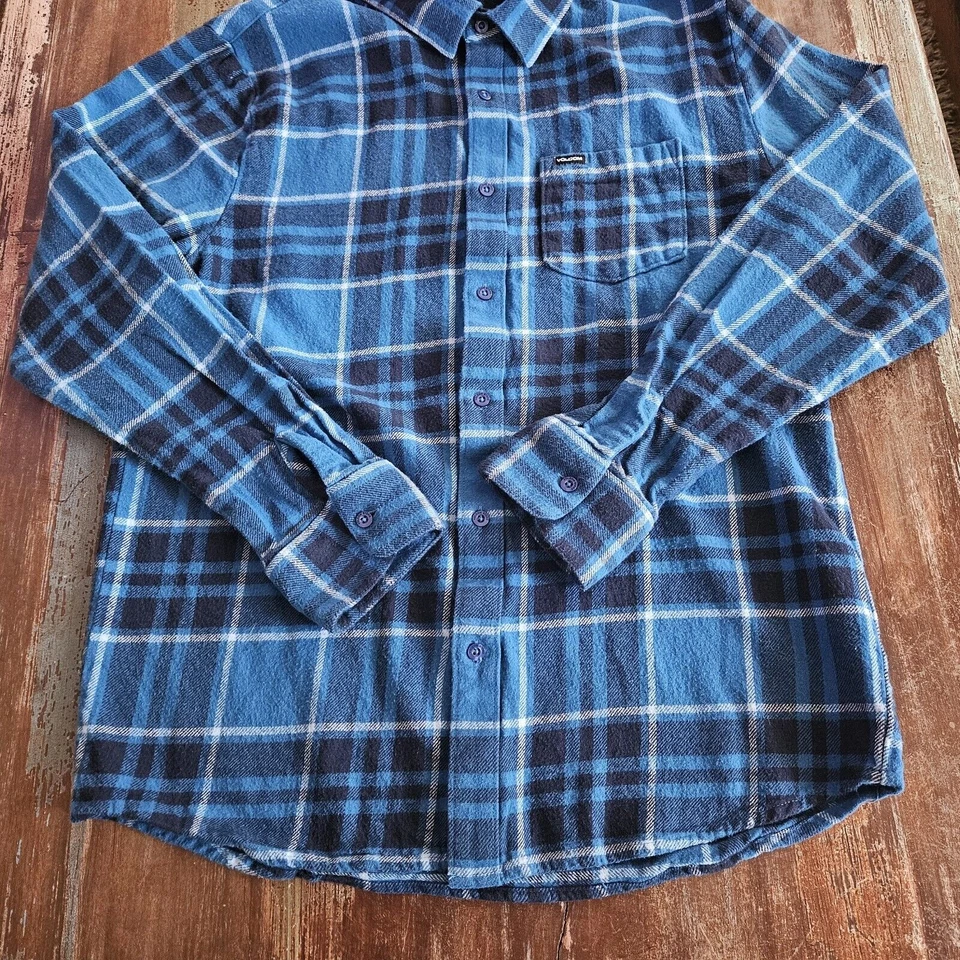 Volcom Men's Blue Plaid Flannel 100% Cotton Long Sleeve Button Up Shirt Medium - Image 4 of 4