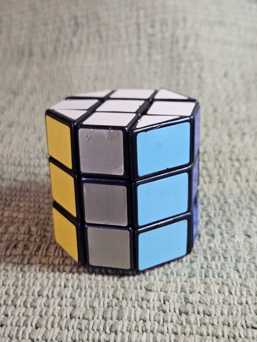 Vintage Rubik's Style Octagonal Barrel Puzzle Cube - Picture 24 of 24