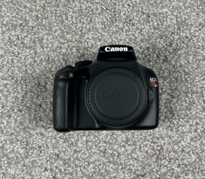 Canon EOS Rebel T3 12.2MP Digital SLR DSLR Camera Body Only Tested Working