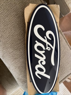 Genuine Ford Emblem RU5Z-8213-F