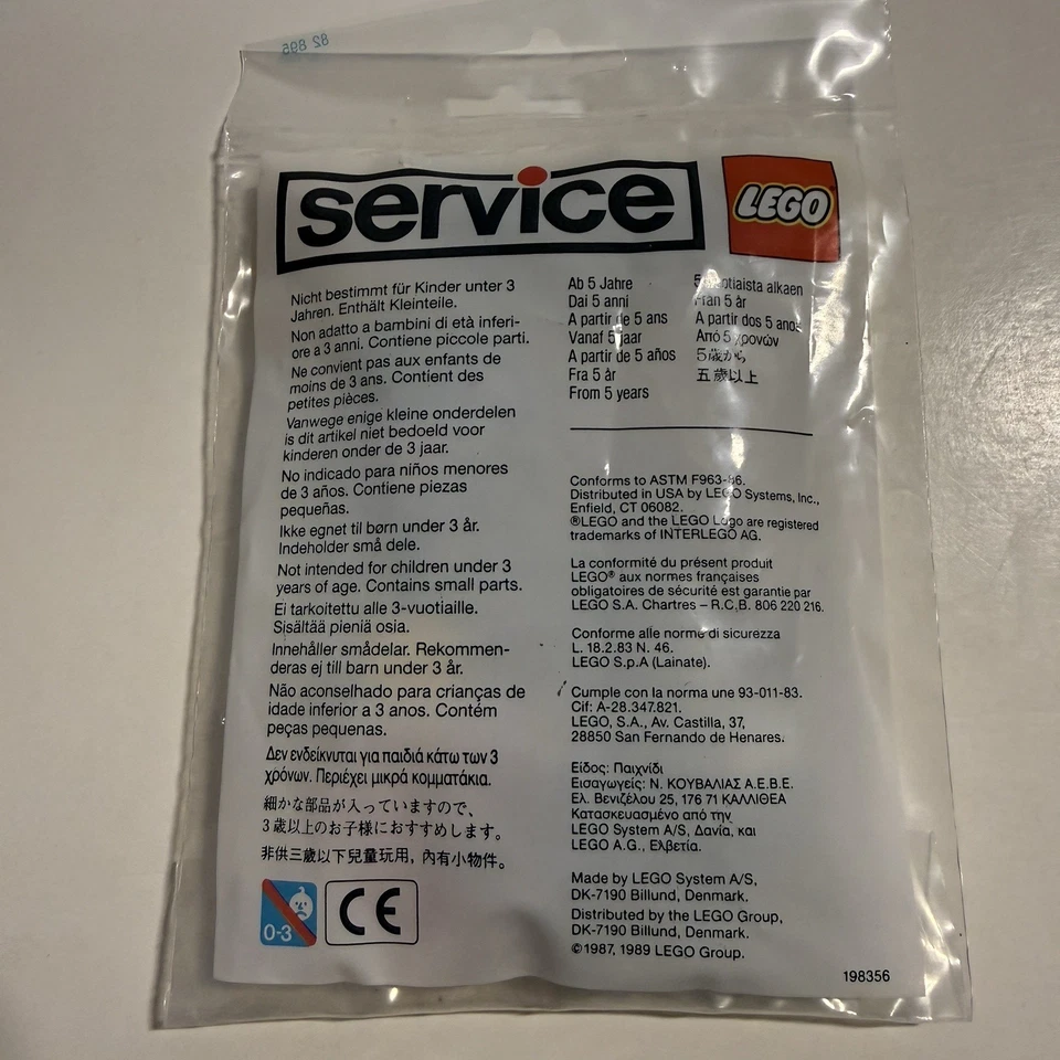 BRAND NEW 5184-1 LEGO Service Castle Elements in OEM Polybag 34 Pieces - Image 2 of 3
