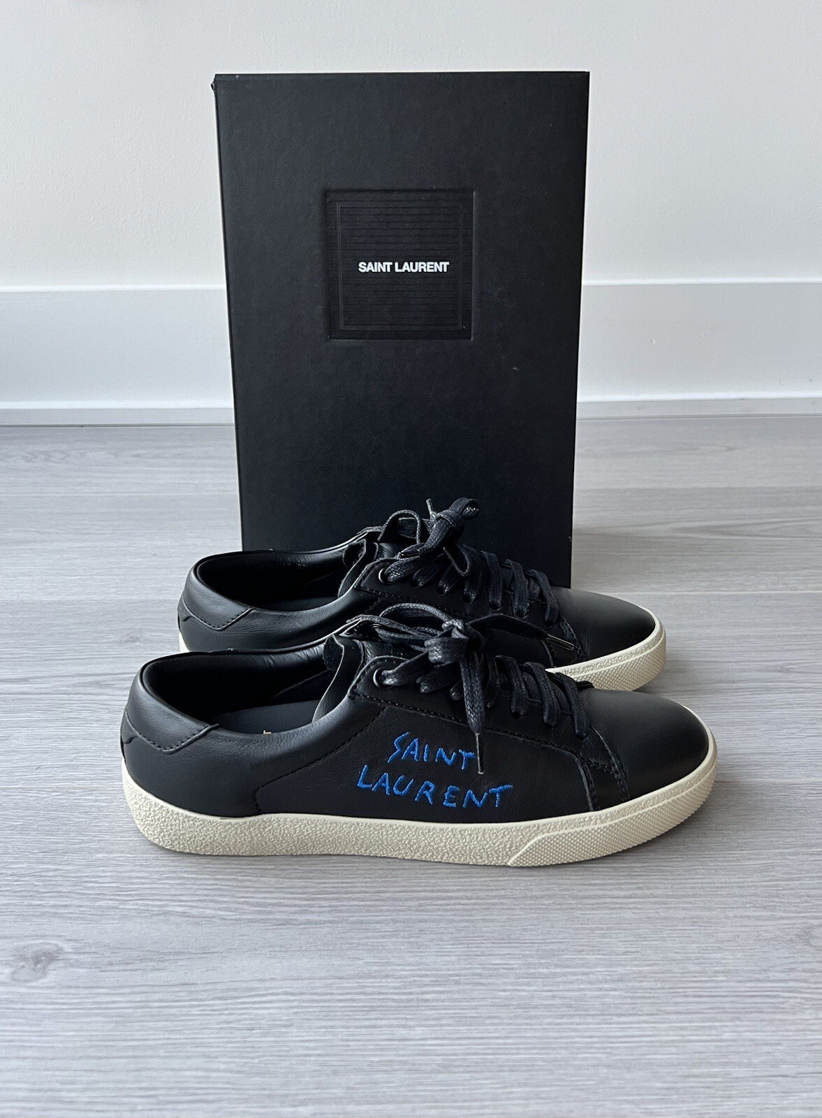 Sneaker da donna Saint Laurent Classic SL 06 ricamate nere taglia EU 37 5
