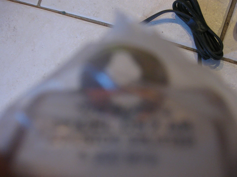 Nuovo Tru-Spec TV Antenna Ammaraggio Splitter / 5-600 MHZ / Pn # - DS2-AR - Immagine 3 di 3